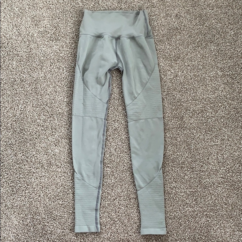 Grey alphalete leggings